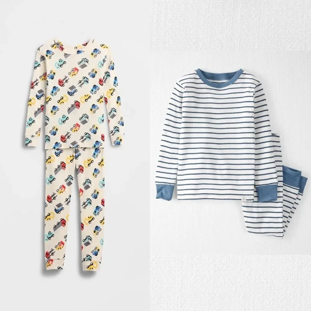 Lot Bundle of 2 Pairs of 100% Organic Pajama Sets • GAP & Carters • size 4 / 4T
